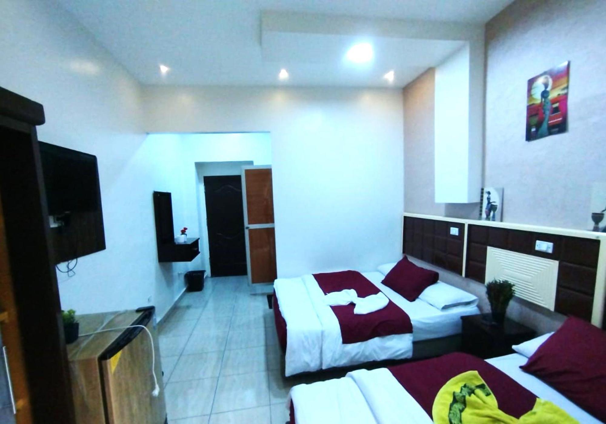 The Hotel Emerald Кайро Екстериор снимка