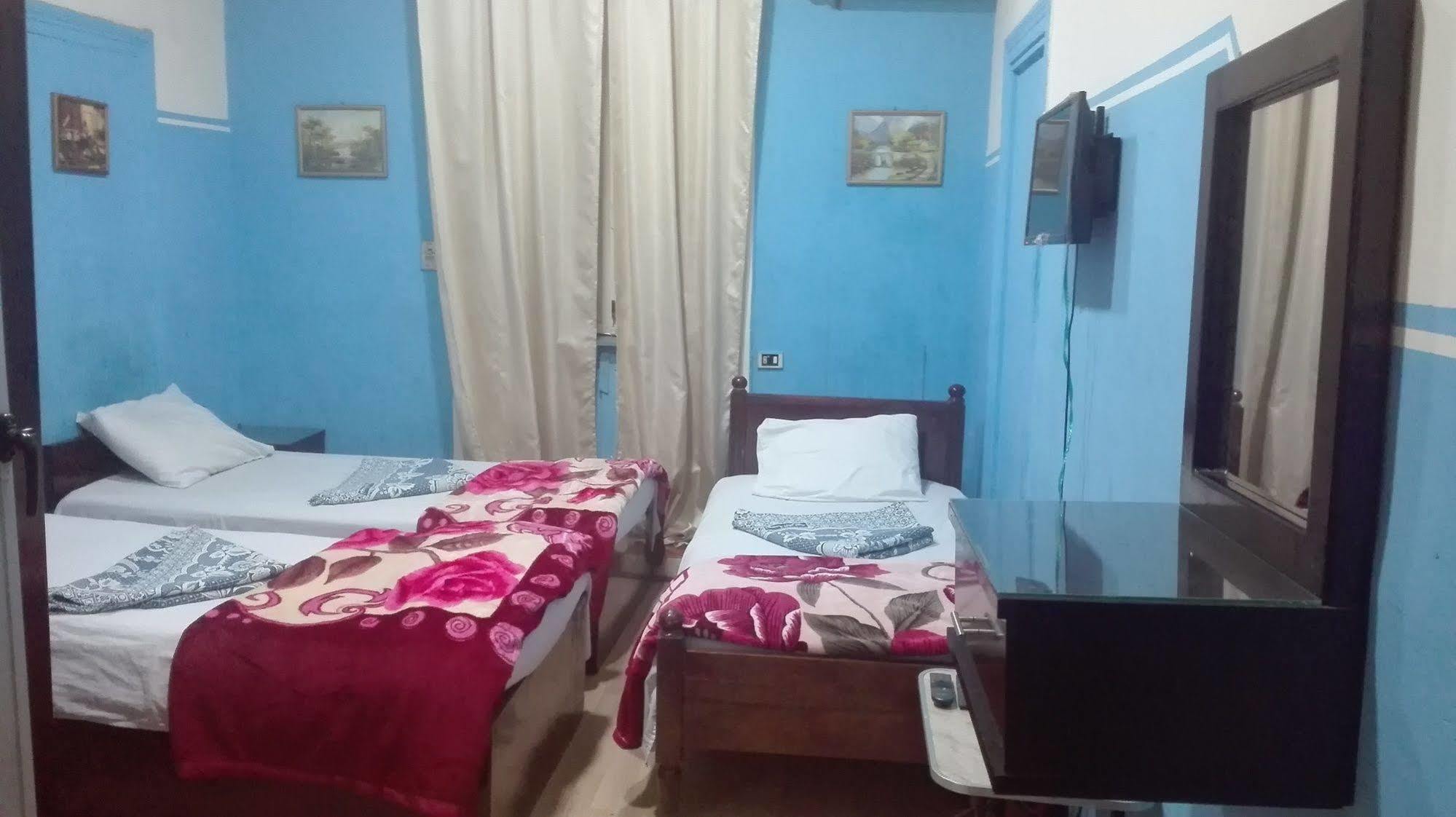 The Hotel Emerald Кайро Екстериор снимка
